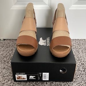 Tan sorel slingback sandal size 7